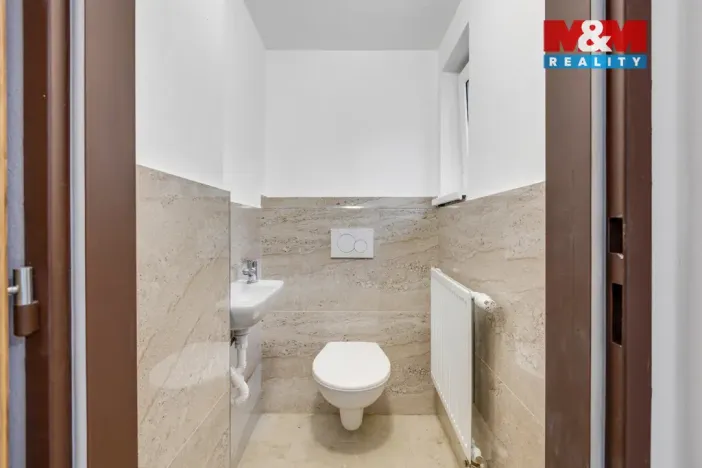 Prodej rodinného domu, Lochovice, 163 m2