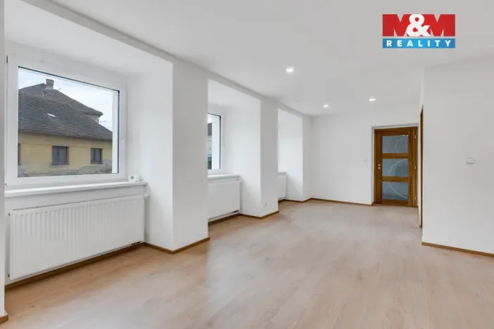 Prodej bytu 2+kk, Lochovice, 59 m2