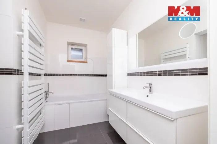 Prodej rodinného domu, Nový Hrádek - Rzy, 150 m2