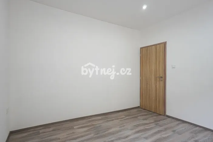Pronájem bytu 2+kk, Louny, Jablonského, 45 m2