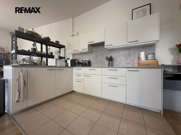 Pronájem bytu 2+kk, Praha - Holešovice, Šimáčkova, 68 m2