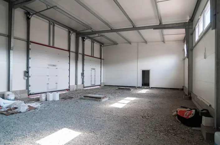 Prodej komerční nemovitosti, Ústí nad Labem, U Podjezdu, 2500 m2