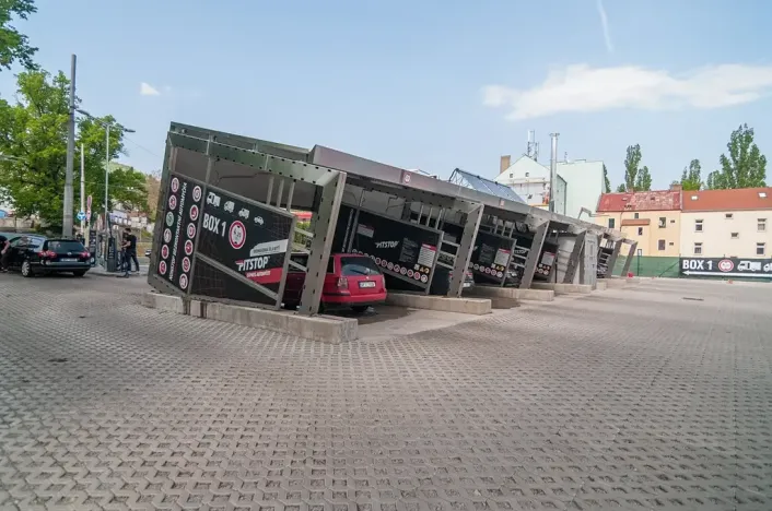 Prodej komerční nemovitosti, Ústí nad Labem, U Podjezdu, 2500 m2