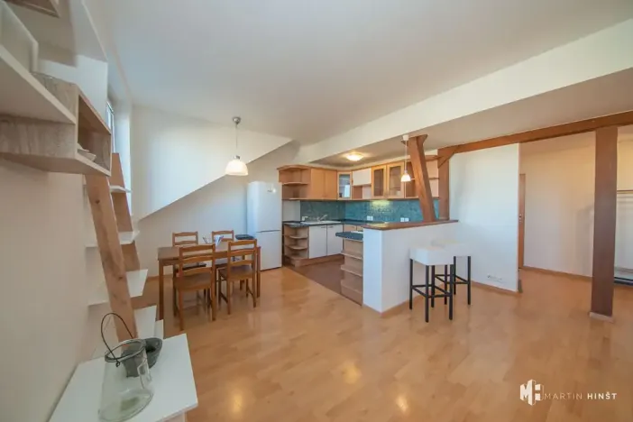 Pronájem bytu 2+kk, Praha - Vršovice, Bělocerkevská, 60 m2