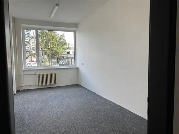 Pronájem kanceláře, Brno, Hněvkovského, 16 m2