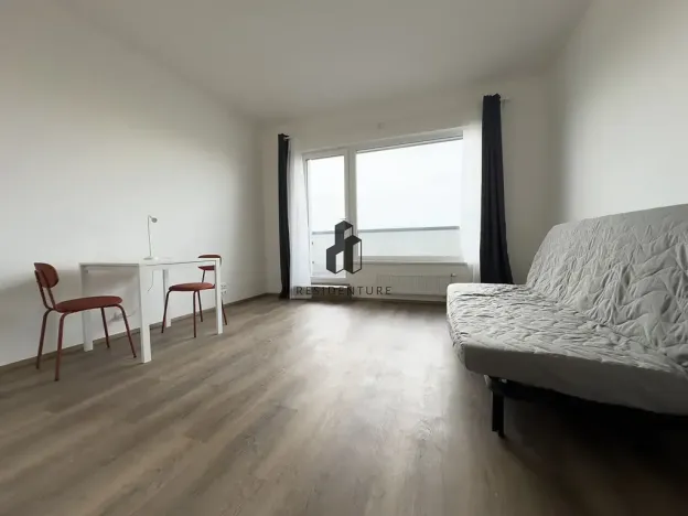 Pronájem bytu 1+kk, Praha - Hloubětín, Kolbenova, 30 m2