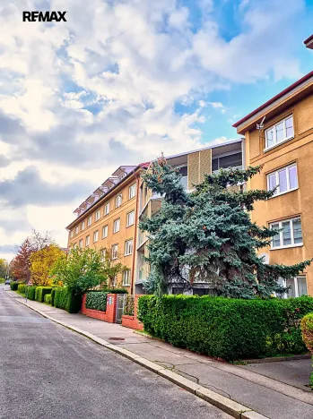 Pronájem bytu 2+1, Praha - Dejvice, Mydlářka, 54 m2