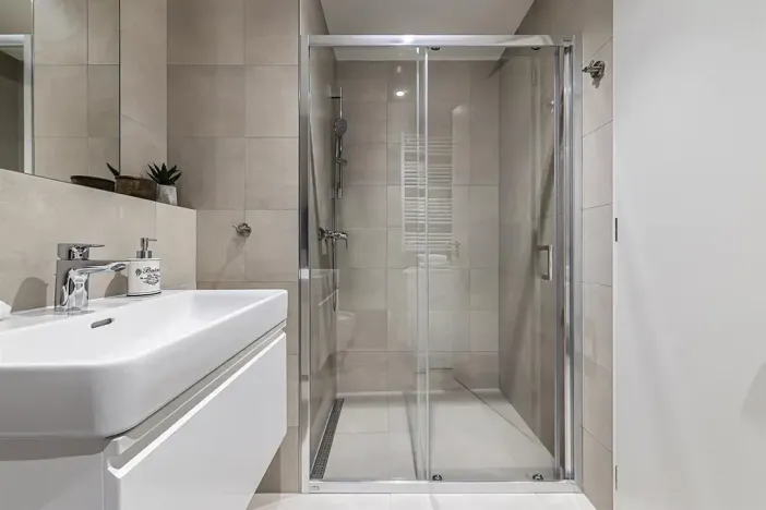 Pronájem bytu 2+kk, Praha - Karlín, Pobřežní, 30 m2