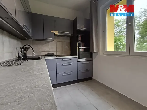 Prodej bytu 2+1, Karviná - Mizerov, Borovského, 51 m2