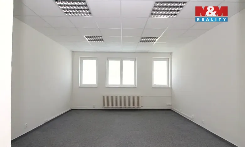 Pronájem kanceláře, Česká Lípa, Bendlova, 215 m2