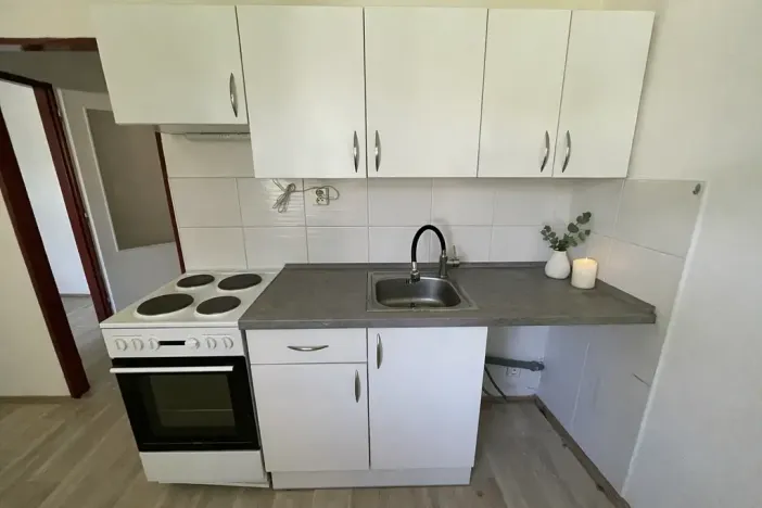 Pronájem bytu 1+1, Litvínov, Podkrušnohorská, 32 m2