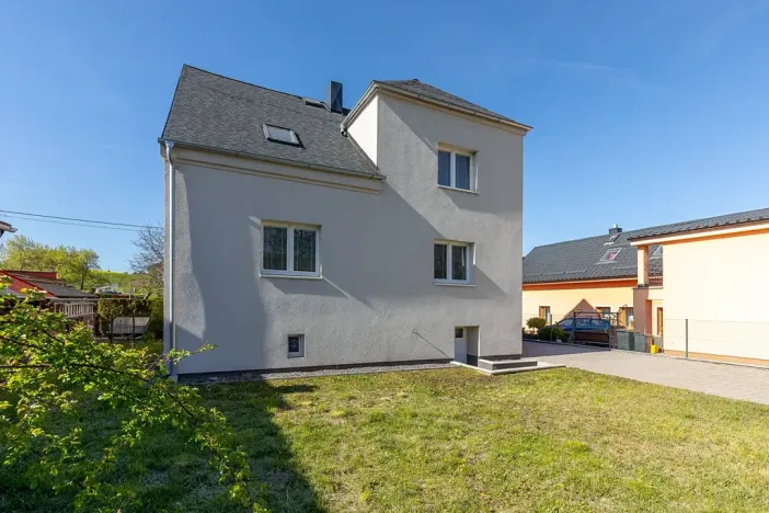 Prodej rodinného domu, Bělá, 220 m2