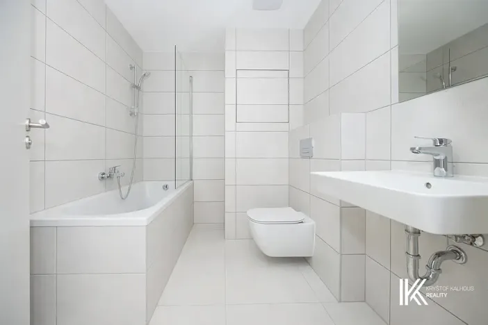 Pronájem bytu 2+kk, Pardubice, U Sportovní školy, 44 m2