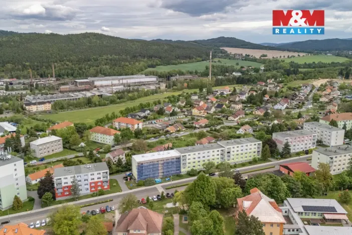 Prodej bytu 3+1, Hrádek - Nová Huť, 1. máje, 67 m2