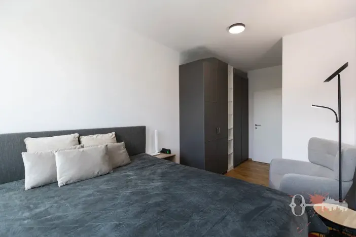 Prodej bytu 2+kk, Horoměřice, Karla IV., 55 m2