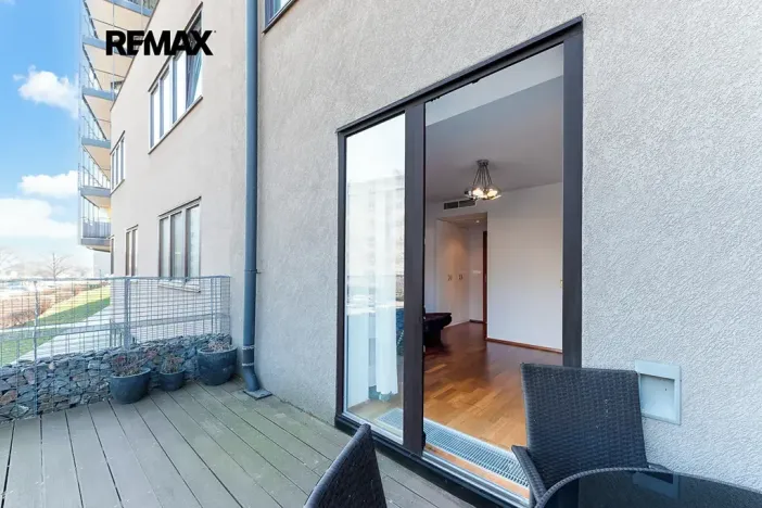 Pronájem bytu 3+kk, Praha - Žižkov, Ke kapslovně, 107 m2