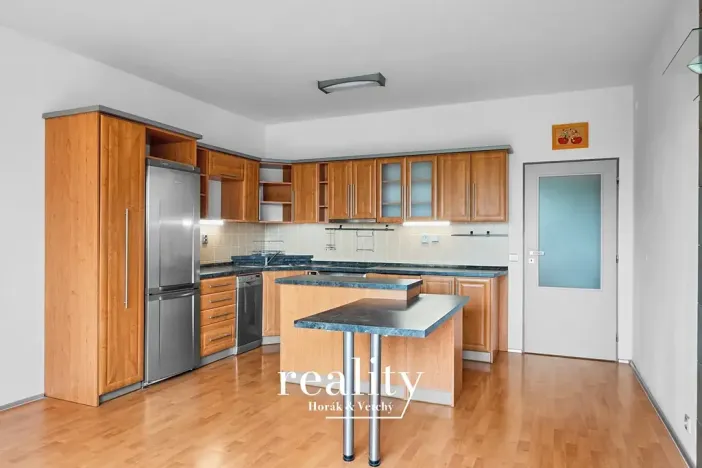 Prodej bytu 3+kk, Jihlava, Za Poštou, 66 m2
