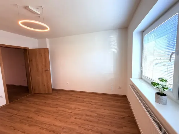 Pronájem bytu 2+kk, Brno, Černohorská, 48 m2