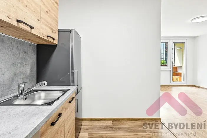 Pronájem bytu 2+kk, Praha - Bohnice, Zelenohorská, 47 m2