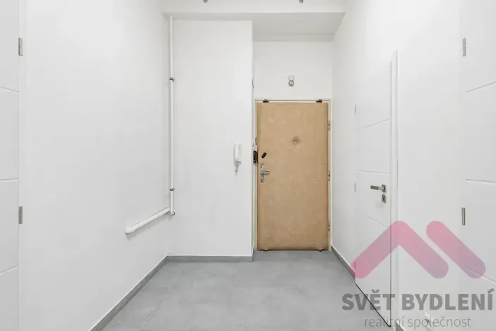 Pronájem bytu 2+kk, Praha - Nusle, Na Pankráci, 59 m2