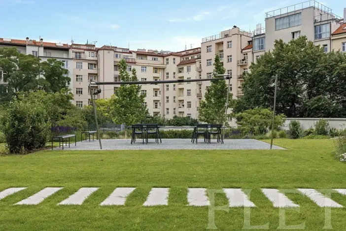 Pronájem bytu 2+kk, Praha - Bubeneč, Vítězné náměstí, 63 m2