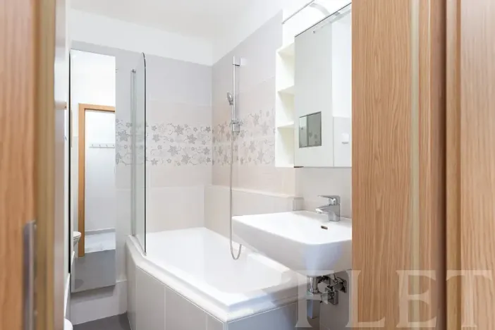Pronájem bytu 1+1, Praha - Hlubočepy, Pražského, 32 m2