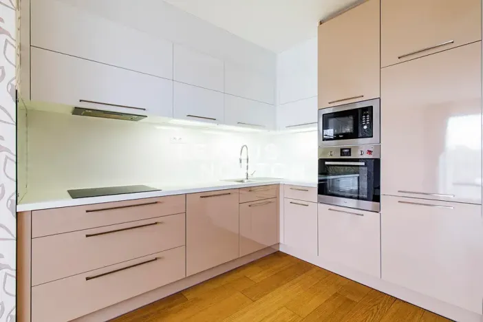 Pronájem bytu 3+kk, Praha - Hloubětín, Nademlejnská, 99 m2