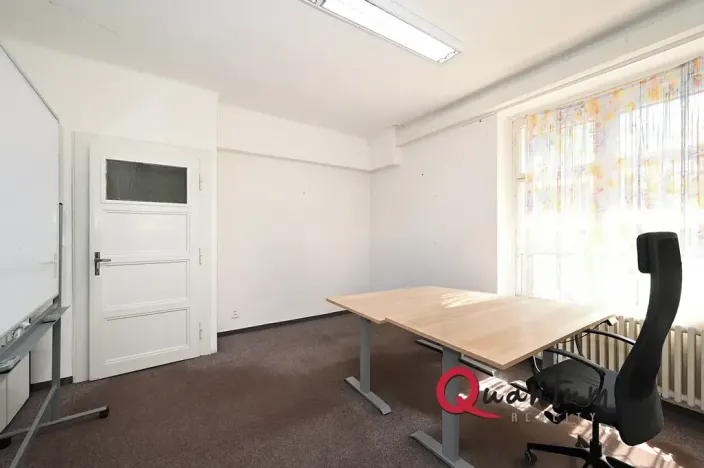 Pronájem kanceláře, Praha - Vinohrady, 60 m2