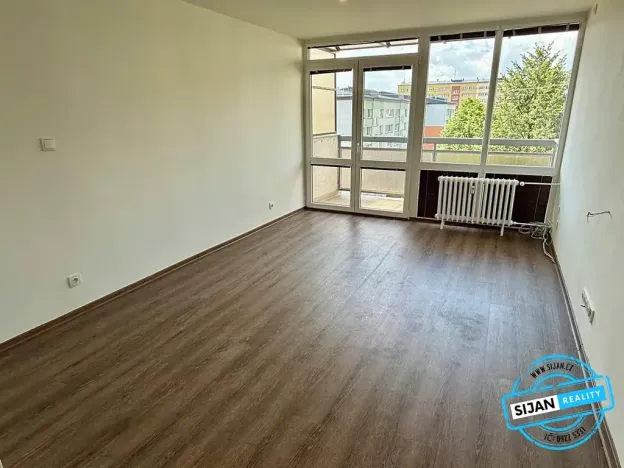 Pronájem bytu 3+1, Opava, Edvarda Beneše, 72 m2