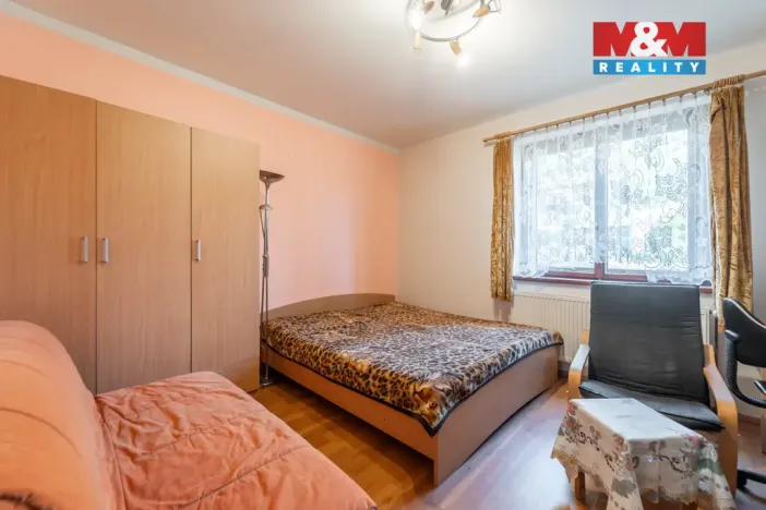 Prodej rodinného domu, Lochovice, 180 m2