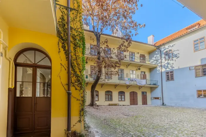 Prodej bytu 2+kk, Praha - Staré Město, Liliová, 100 m2
