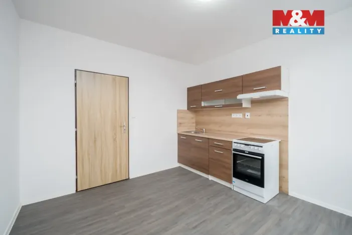 Pronájem bytu 1+1, Ústí nad Labem - Krásné Březno, Rozcestí, 41 m2