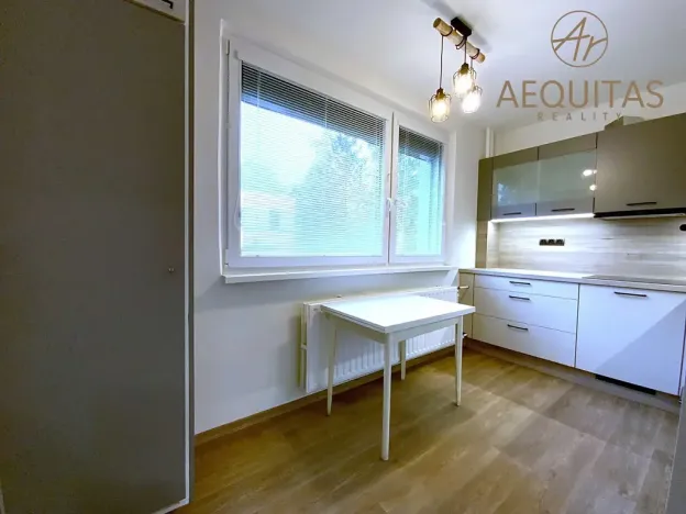 Pronájem bytu 3+1, Liberec, Nezvalova, 70 m2