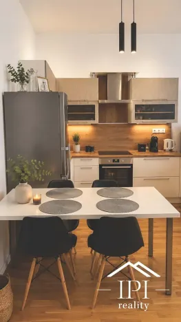 Pronájem bytu 1+kk, Praha - Žižkov, Dalimilova, 46 m2