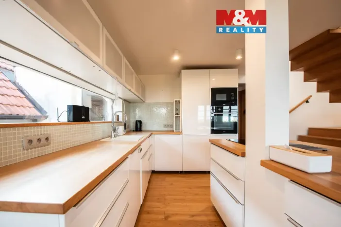 Pronájem bytu 5+kk, Hradec Králové, Velké náměstí, 112 m2