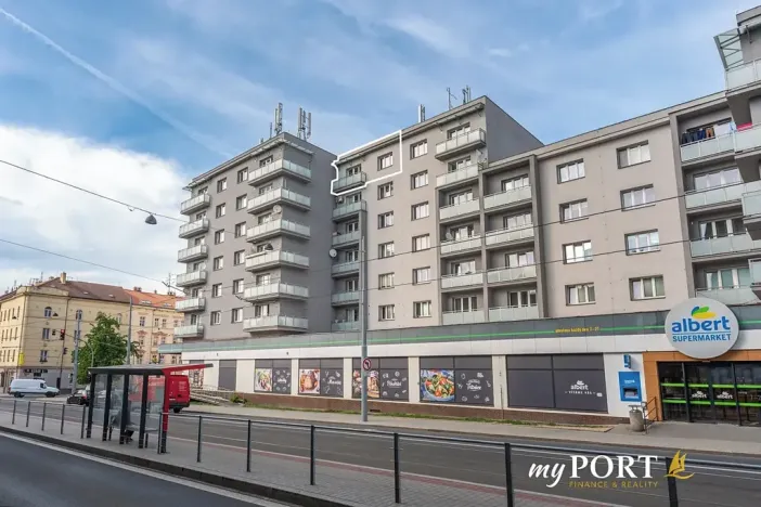 Pronájem bytu 3+1, Plzeň, Koterovská, 75 m2