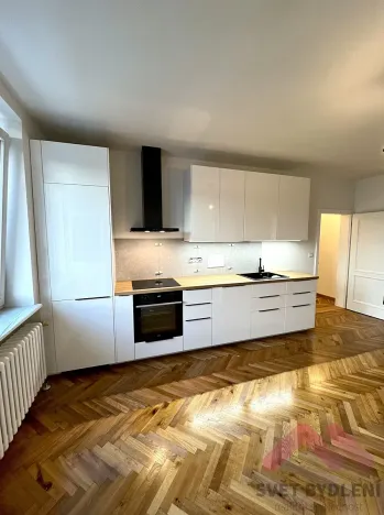 Pronájem bytu 3+kk, Praha - Vršovice, Dukelská, 86 m2