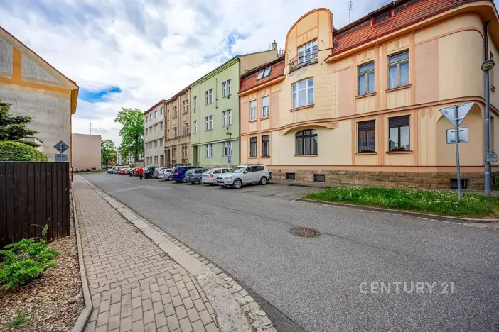 Prodej bytu 1+1, Dvůr Králové nad Labem, Čechova, 59 m2