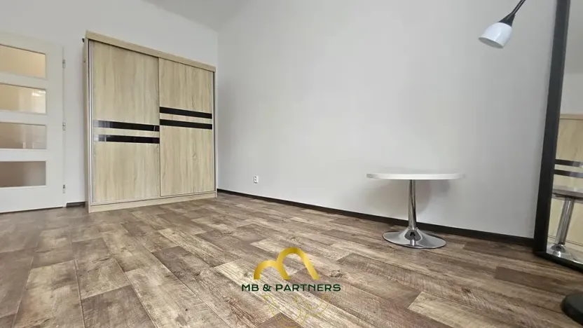 Pronájem bytu 2+kk, Praha - Michle, Adamovská, 42 m2