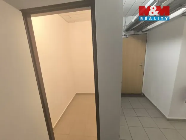 Pronájem bytu 1+1, Ústí nad Labem, Peškova, 37 m2