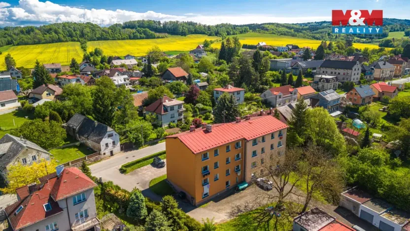 Prodej bytu 3+1, Rovensko pod Troskami, Tyršova, 66 m2