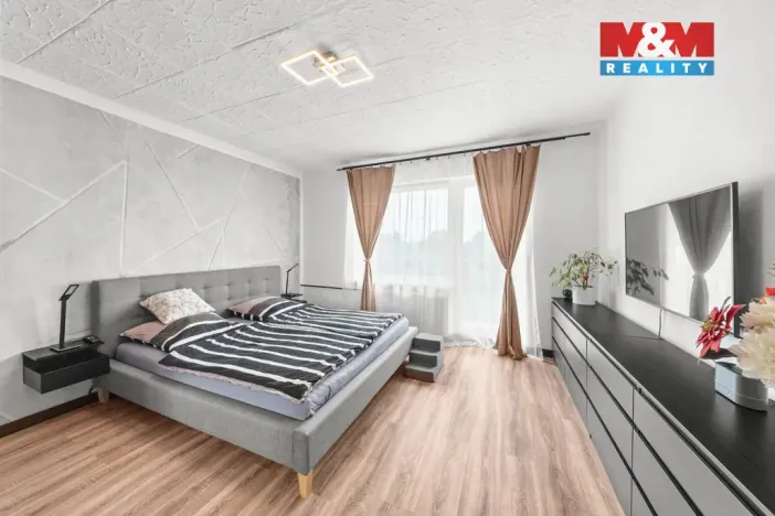 Prodej bytu 3+1, Dobroměřice, 5. května, 72 m2
