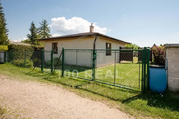Prodej chaty, Hradec Králové, Rozkvět míru I, 50 m2