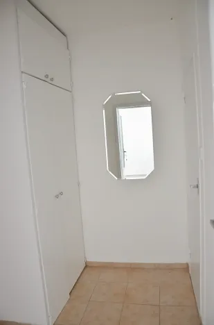 Pronájem bytu 1+kk, Praha - Modřany, Nikoly Vapcarova, 30 m2