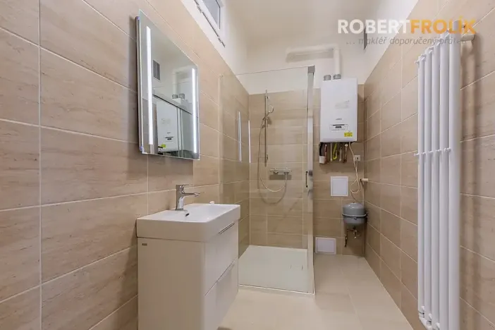 Pronájem bytu 2+1, Praha - Dejvice, Svatovítská, 75 m2
