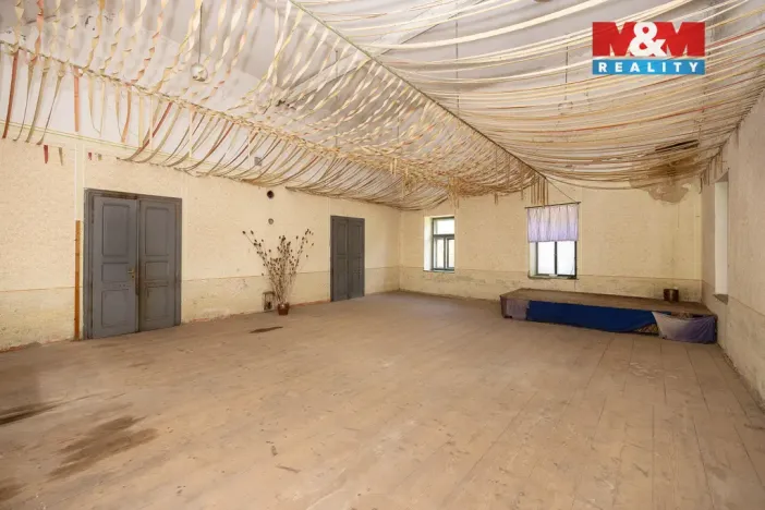Prodej rodinného domu, Moravany - Turov, 330 m2
