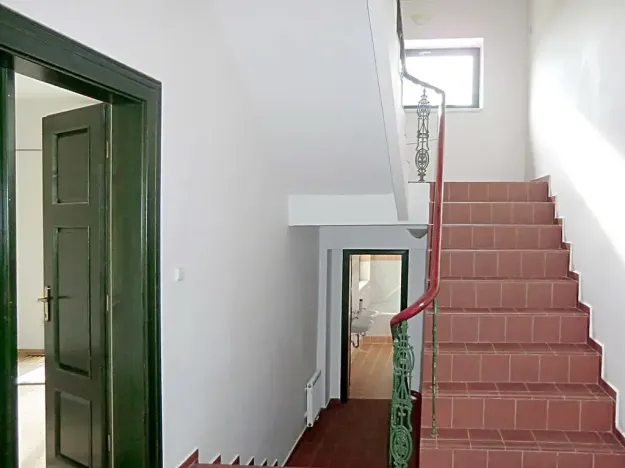 Pronájem rodinného domu, Praha - Břevnov, Na zástřelu, 297 m2