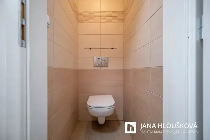 Prodej bytu 2+kk, Praha - Háje, Steinerova, 42 m2