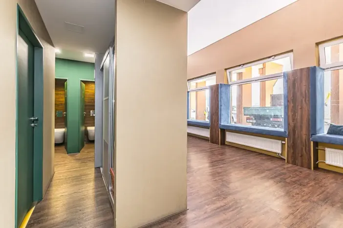Prodej obchodního prostoru, Praha - Vysočany, Poděbradská, 98 m2