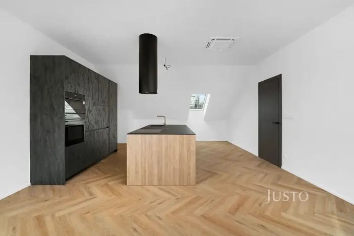 Prodej bytu 3+kk, Brno, Kosatcová, 102 m2